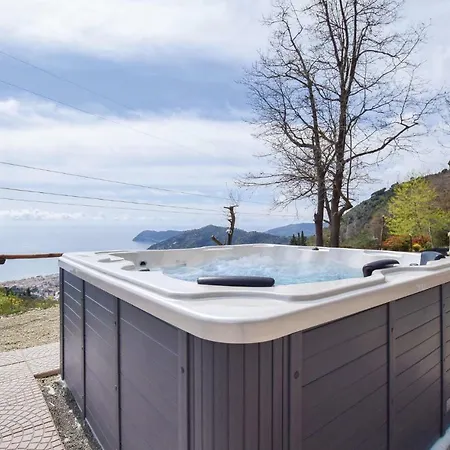 Le Alture Tatil Evi Alassio